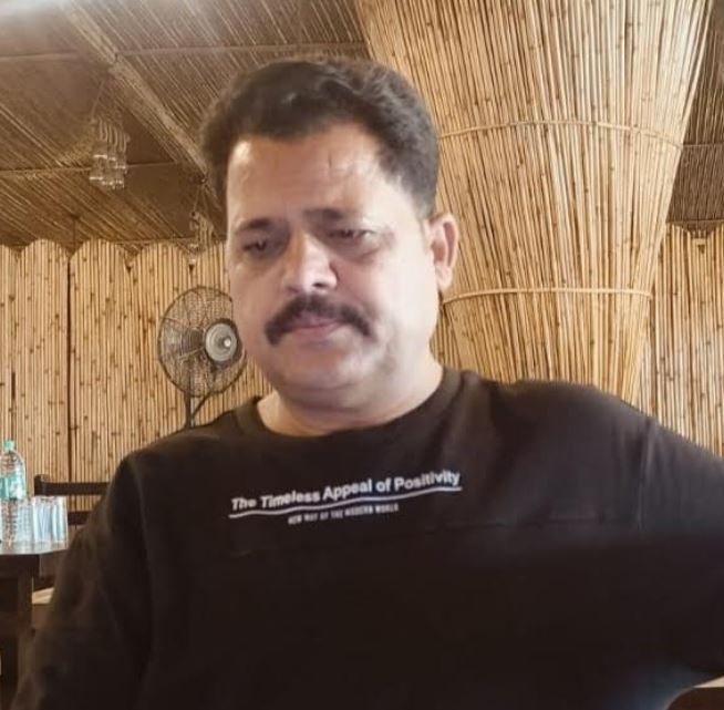 Manuj