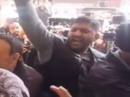 Mubarak Gul’s supporters angry over not getting a place in the cabinet, protested at NC headquarters